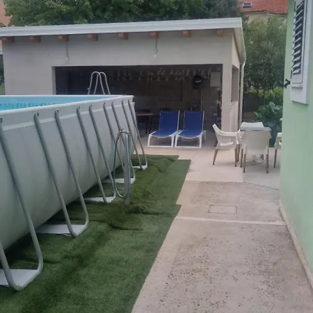 Apartment House *