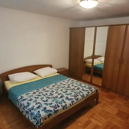 Apartment House