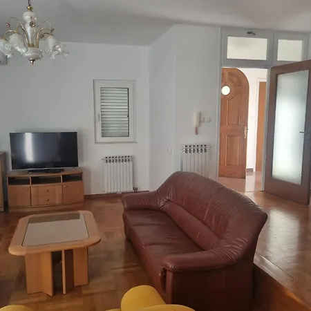 Apartment House *