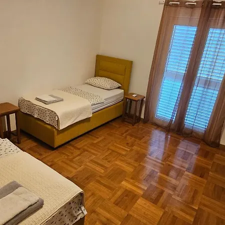 Apartment House