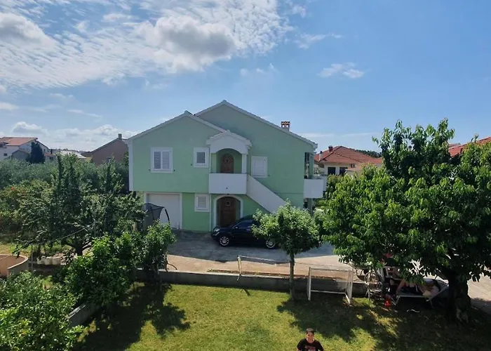 Апартаменты House