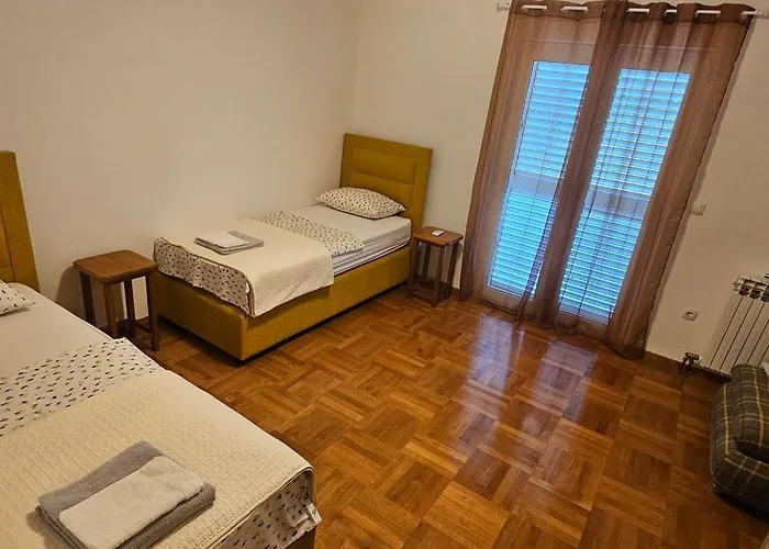 Апартаменты House